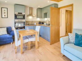 Host & Stay - Cobnut Barn